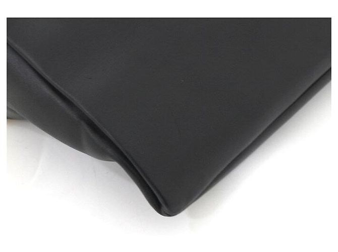 Saint Laurent Sac Tote et épaule moyen en cuir lisse noir avec chaîne - vue 7