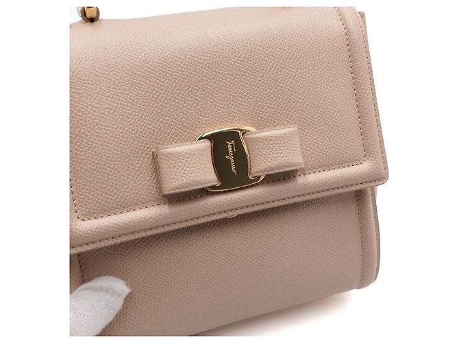 Salvatore Ferragamo Mini sac cabas avec détails dorés - vue 10