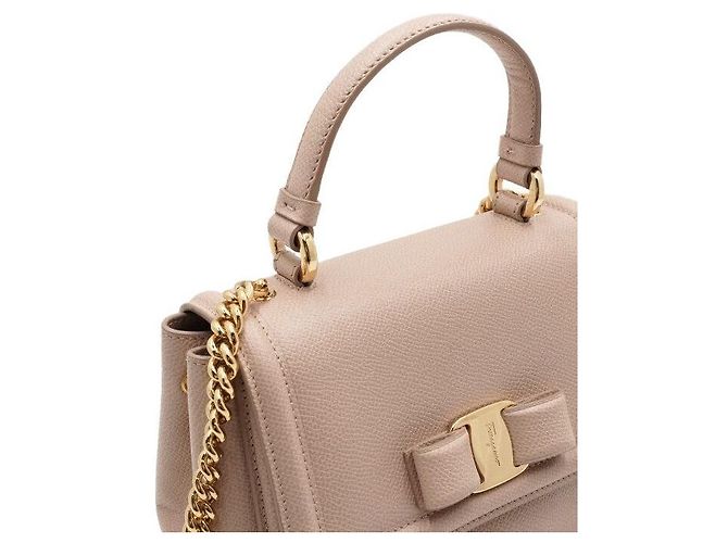 Salvatore Ferragamo Mini sac cabas avec détails dorés - vue 9