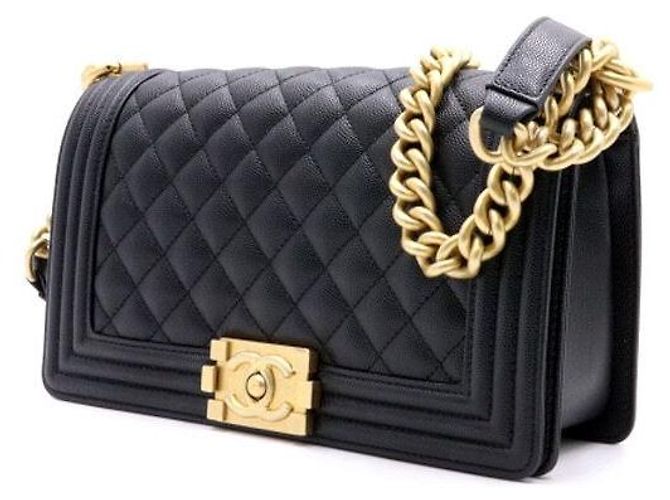 Chanel Bolso de hombro Boy Caviar Medium Flap con cadena dorada Negro - vista 2