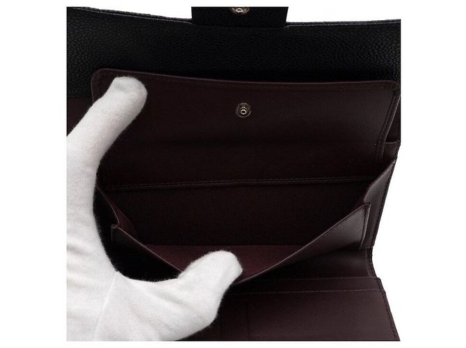 Chanel Cartera Larga Classic Flap de Caviar Negro - vista 8