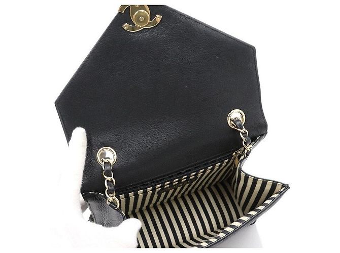 Chanel Borsa a tracolla e crossbody Medium con patta Chevron e catena Nero - vista 6