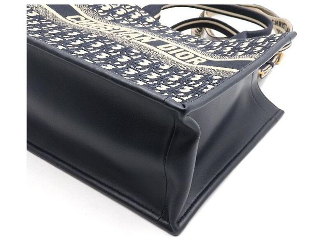 Dior Borsa Tote e Borsa a Tracolla Medium in Pelle Blue Oblique - vista 7