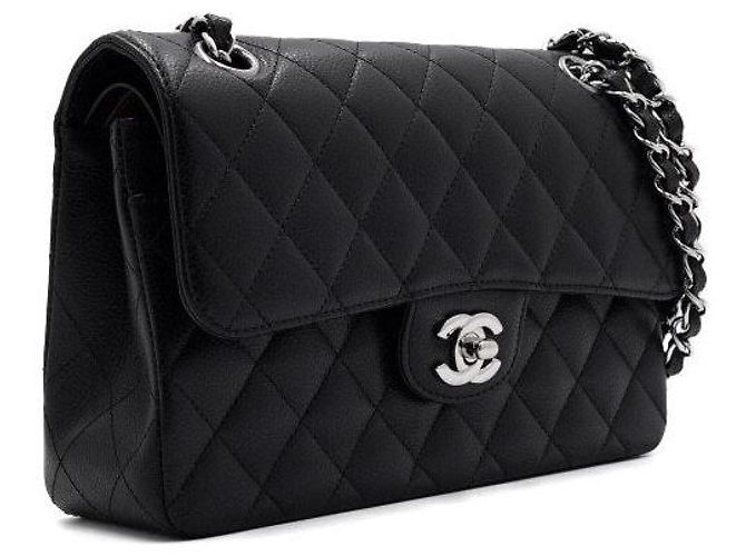 Chanel Borsa a tracolla Classic Small Flap CC in pelle caviar nera con catena argentata Nero - vista 4