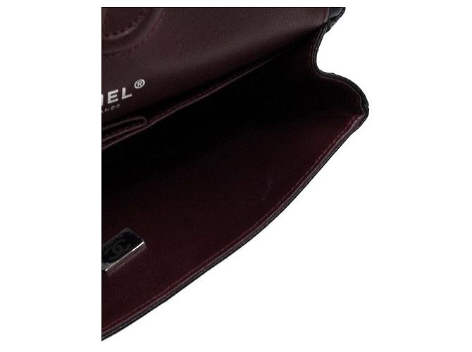 Chanel Borsa a tracolla Classic Small Flap CC in pelle caviar nera con catena argentata Nero - vista 7