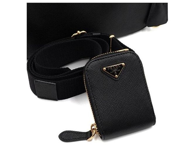 Prada Sac Hobo Multi Re-Edition en Saffiano Noir avec Chaîne Dorée, Sac à Épaule et Bandoulière - vue 6