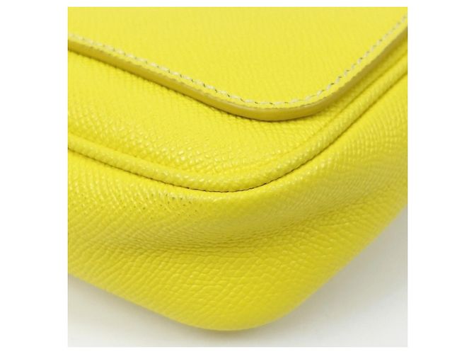 Borsa a tracolla Burberry Body Bag TB Belt in pelle gialla Giallo - vista 4