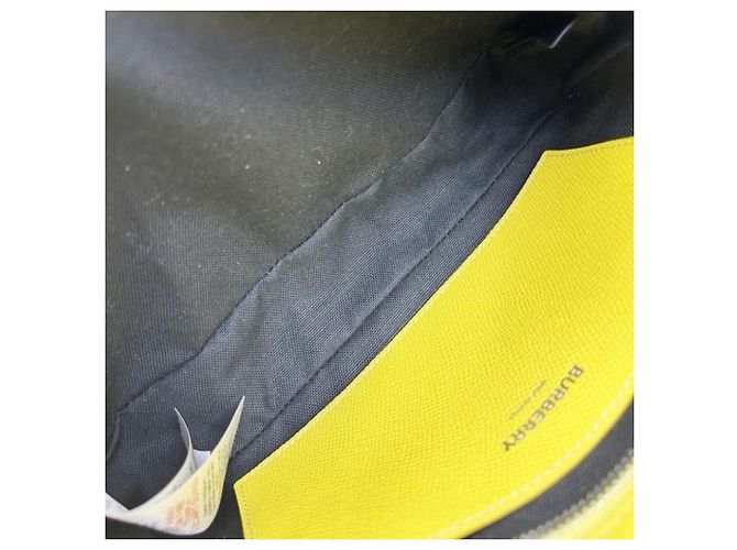 Borsa a tracolla Burberry Body Bag TB Belt in pelle gialla Giallo - vista 8