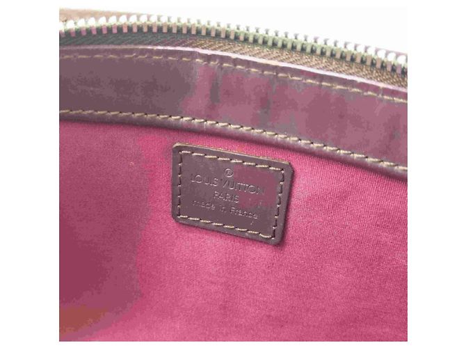 Borsa Louis Vuitton Monogram Matte in Violet Porpora - vista 10