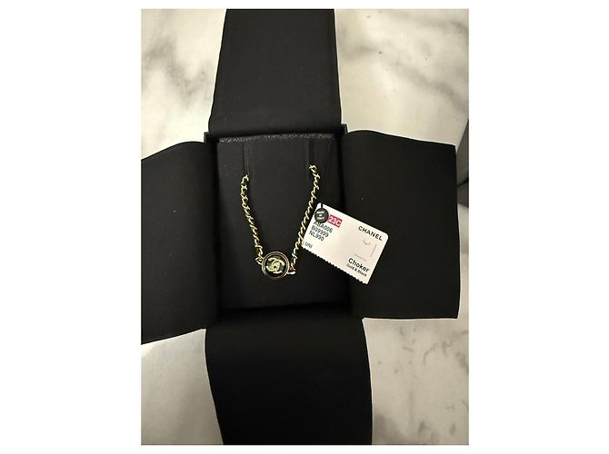 Collana Choker Chanel Logo CC Dorata e Nera Nero Gold hardware - vista 2