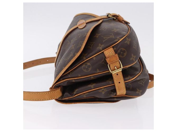 Louis Vuitton Saumur Monogram 30 Marrone - vista 4