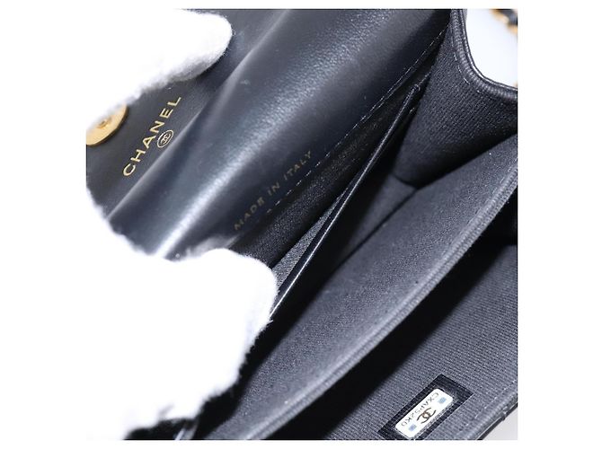 Clutch com corrente Chanel em couro patente com alça superior trançada e aba CC Preto - vista 6