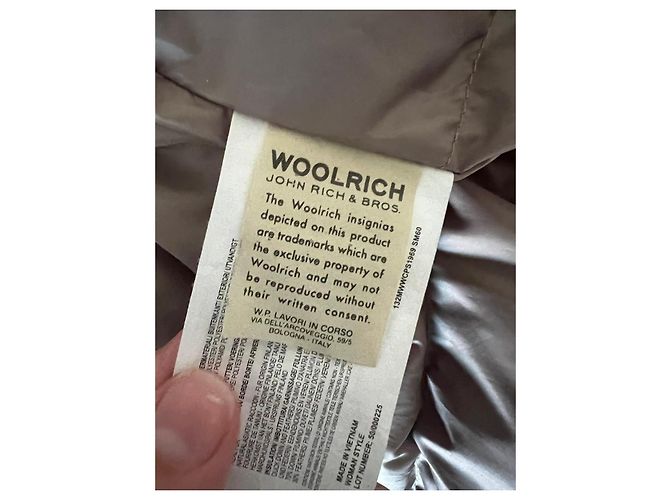 Abrigo de plumón gris para mujer Woolrich con cuello de piel - vista 6