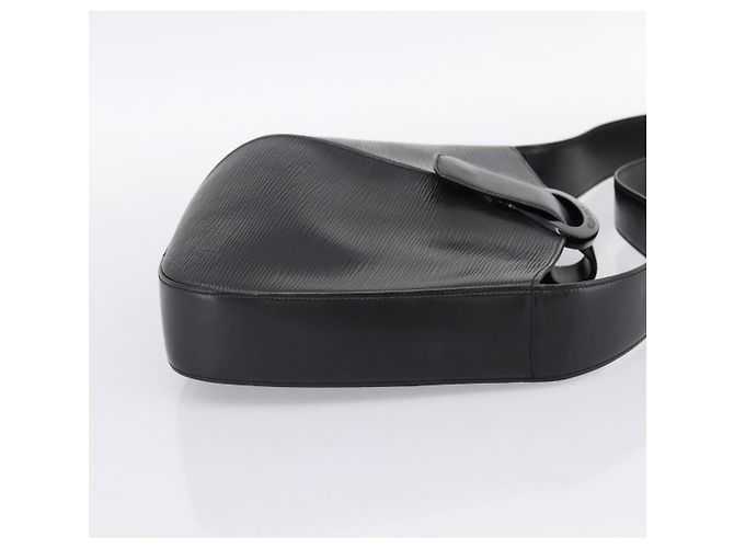 Louis Vuitton Reverie Epi Leather Nero - vista 4