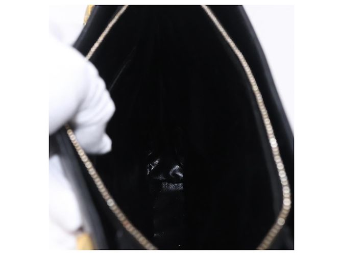 Borsa a tracolla Salvatore Ferragamo Gancini in pelle nera e oro Auth 196817 Nero D'oro - vista 19