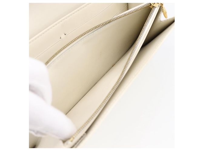LOUIS VUITTON Vernis Portefeiulle Sarah Wallet Perle M91971 LV Auth 194462A - vista 10