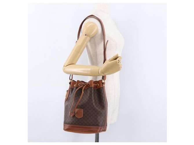 Céline Borsa a tracolla CELINE Macadam Canvas PVC Leather Brown Gold Auth 195708 Marrone D'oro - vista 24