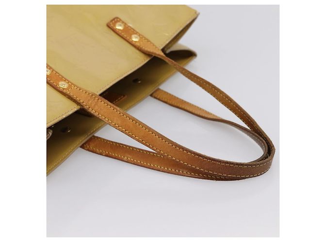 Borsa a mano LOUIS VUITTON Monogram Vernis Reade MM Beige M91141 LV Auth 195729 - vista 7
