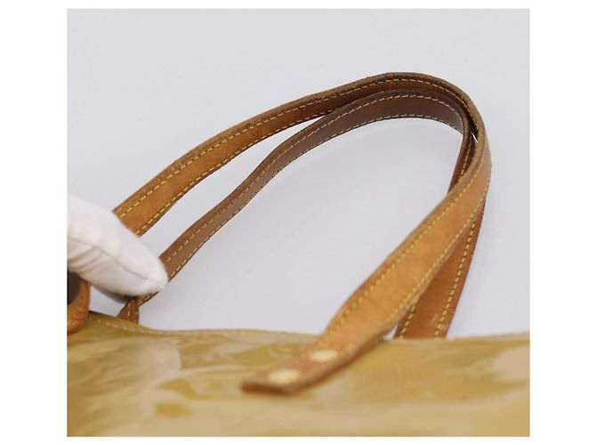 Borsa a mano LOUIS VUITTON Monogram Vernis Reade MM Beige M91141 LV Auth 195729 - vista 8