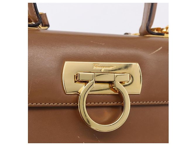 Borsa Salvatore Ferragamo Gancini in pelle 2way Marrone Oro Auth 196812 D'oro - vista 17