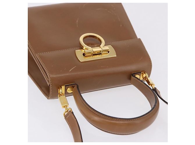 Borsa Salvatore Ferragamo Gancini in pelle 2way Marrone Oro Auth 196812 D'oro - vista 7