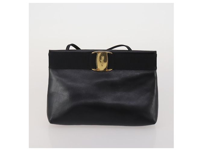 Borsa a tracolla Salvatore Ferragamo Vala in pelle Set da 2 Nero Auth 190004 - vista 2