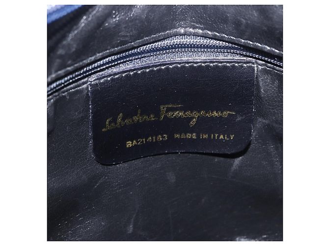 Bolsa de Ombro Salvatore Ferragamo Vala em Camurça Navy Gold Auth ka5596 Dourado Azul marinho - vista 16