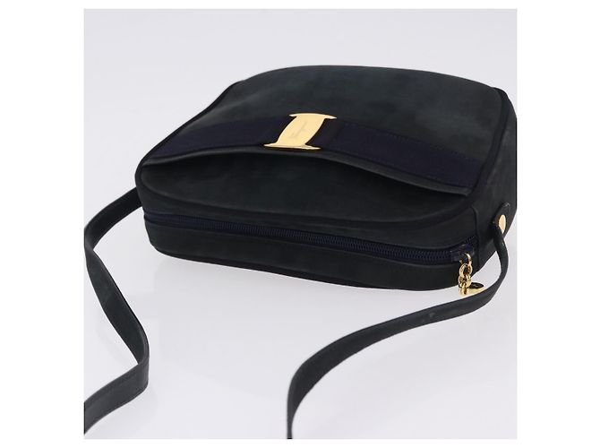 Bolsa de Ombro Salvatore Ferragamo Vala em Camurça Navy Gold Auth ka5596 Dourado Azul marinho - vista 6
