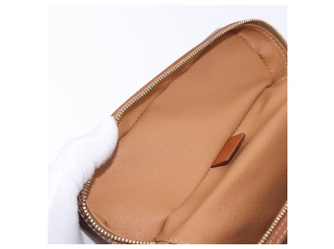 Céline Necessaire CELINE Macadam Canvas PVC Leather Brown Gold Auth 195699A Marrom Dourado - vista 16