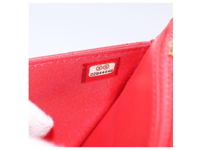 Portafoglio a catena CHANEL Matelasse Double Piece in pelle d'agnello rosso e oro CC Auth 196801SAM D'oro - vista 25