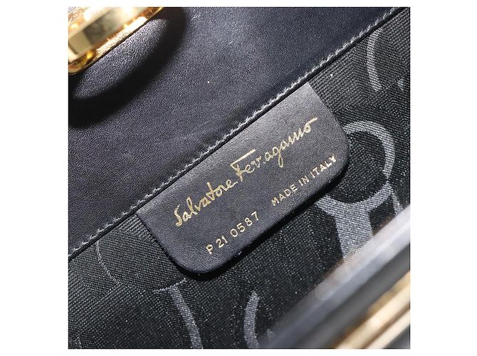 Borsa a tracolla Salvatore Ferragamo Gancini Chain in pelle nera e oro Auth 196249 Nero D'oro - vista 16