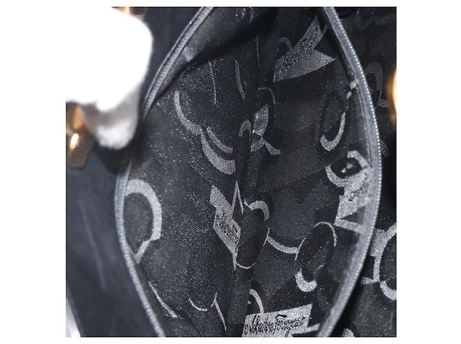 Borsa a tracolla Salvatore Ferragamo Gancini Chain in pelle nera e oro Auth 196249 Nero D'oro - vista 21