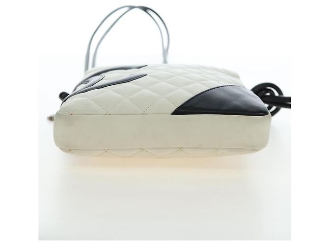Borsa CHANEL COCO Mark Matelasse Cambon Line in pelle bianca CC Auth 194709M Bianco - vista 11