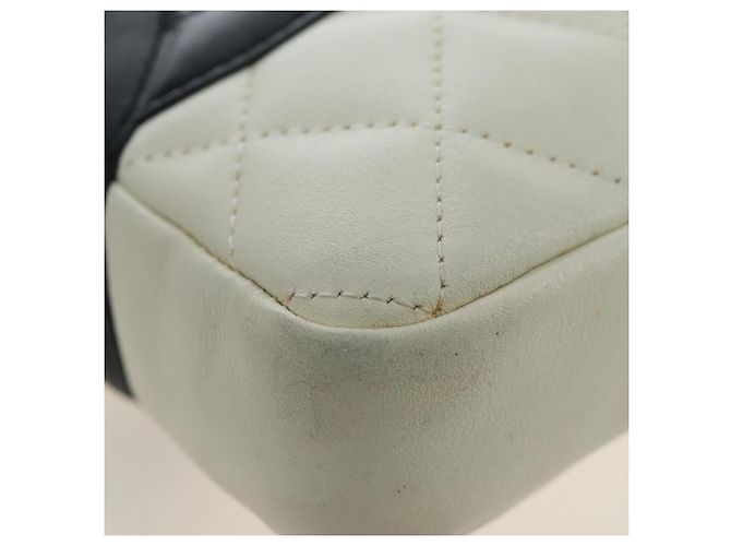 Borsa CHANEL COCO Mark Matelasse Cambon Line in pelle bianca CC Auth 194709M Bianco - vista 12