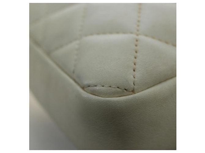 Borsa CHANEL COCO Mark Matelasse Cambon Line in pelle bianca CC Auth 194709M Bianco - vista 14