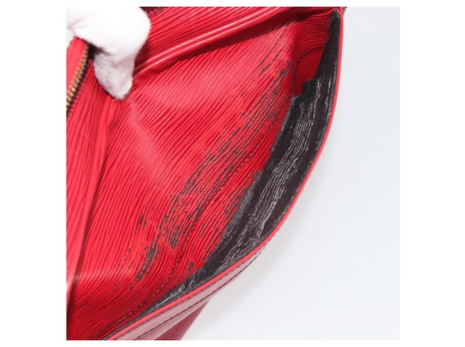 LOUIS VUITTON Epi Trocadero 27 Shoulder Bag Red M52317 LV Auth 195069A Rosso - vista 25