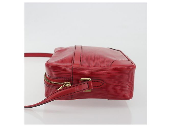 LOUIS VUITTON Epi Trocadero 27 Shoulder Bag Red M52317 LV Auth 195069A Rosso - vista 4