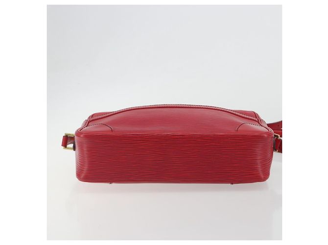 LOUIS VUITTON Epi Trocadero 27 Shoulder Bag Red M52317 LV Auth 195069A Rosso - vista 5