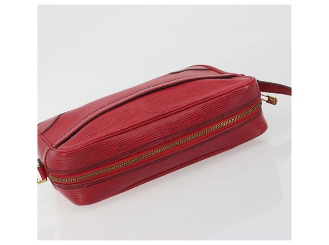 LOUIS VUITTON Epi Trocadero 27 Shoulder Bag Red M52317 LV Auth 195069A Rosso - vista 6