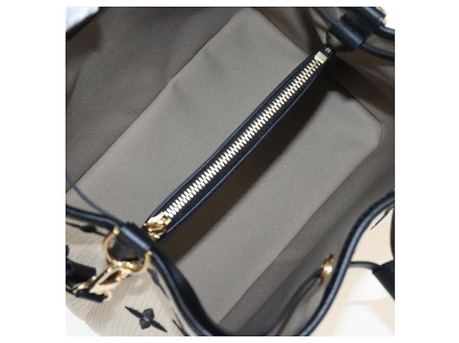Néonoé Borsa LOUIS VUITTON Monogram By The Pool Neo Noe MM Canvas M23080 LV Auth 191956SM Beige - vista 11