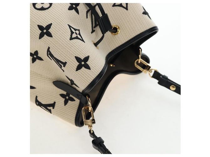 Néonoé Borsa LOUIS VUITTON Monogram By The Pool Neo Noe MM Canvas M23080 LV Auth 191956SM Beige - vista 6