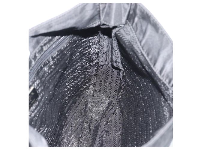 Borsa a tracolla con catena PRADA Nylon Black Silver Auth bs36754A Nero Argento - vista 18