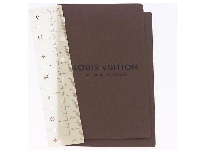 LOUIS VUITTON Monogram Vernis Agenda PM Planner Cover Rouge R21003 Auth 180968A Roja - vista 25