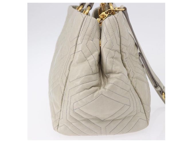 Borsa a mano Miu Miu Matelassé in pelle 2way Beige Gold Auth ka5616V D'oro - vista 4