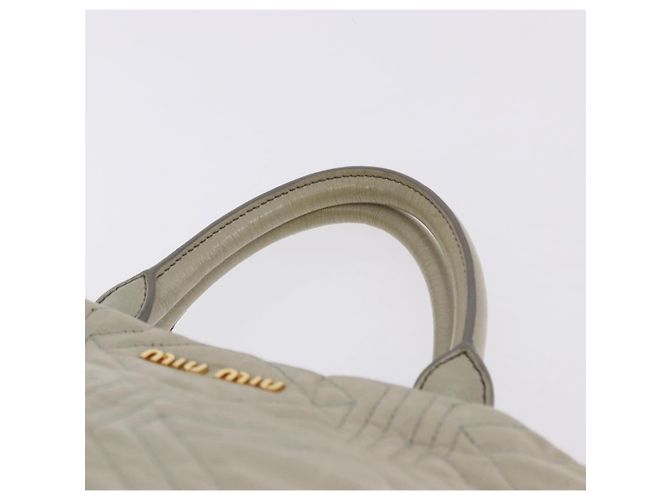 Borsa a mano Miu Miu Matelassé in pelle 2way Beige Gold Auth ka5616V D'oro - vista 8