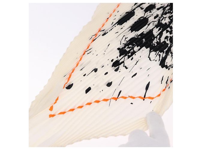 Hermès Lenço HERMES Carré Plissé 90 "Cheval Surprise" Seda Branca Auth 197112M Branco - vista 3