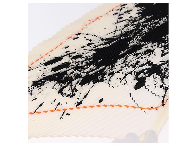 Hermès Lenço HERMES Carré Plissé 90 "Cheval Surprise" Seda Branca Auth 197112M Branco - vista 4