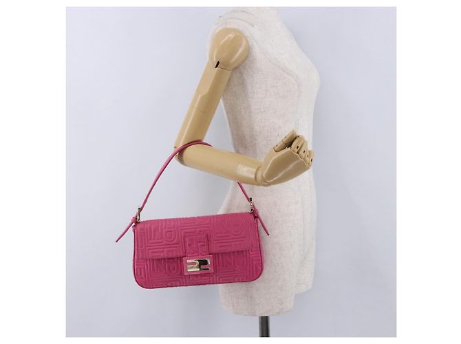 Borsa a tracolla FENDI Mamma Baguette in pelle Pink Gold Auth 196359M - vista 25