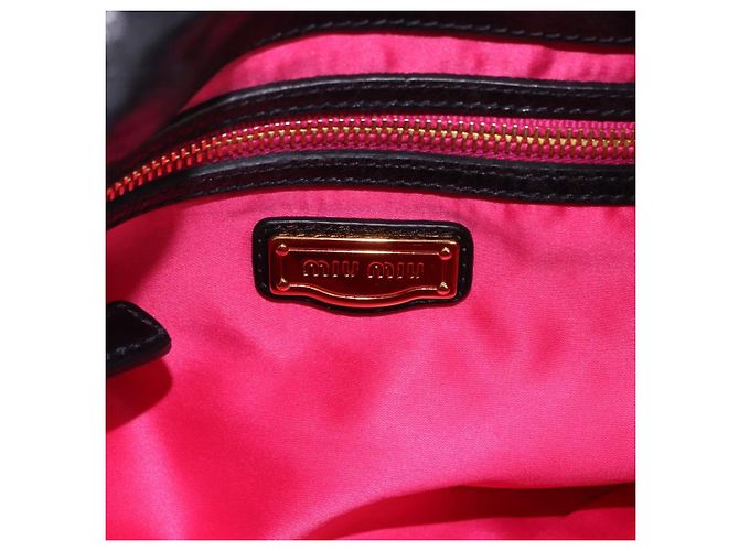 Borsa a tracolla Miu Miu in pelle nera e oro Auth 195676M Nero D'oro - vista 19