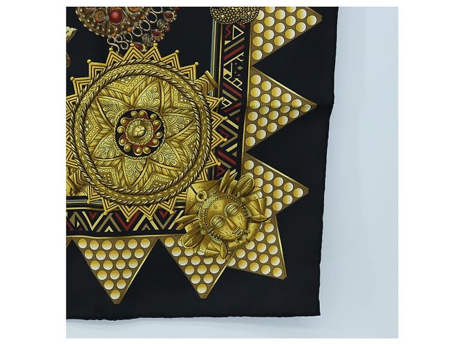 Hermès Foulard HERMES Carre 90 « L'OR DES CHEFS » Seta Nero Auth 195923M - vista 10